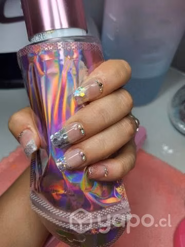 BUSCO Practica Uñas acrilicas