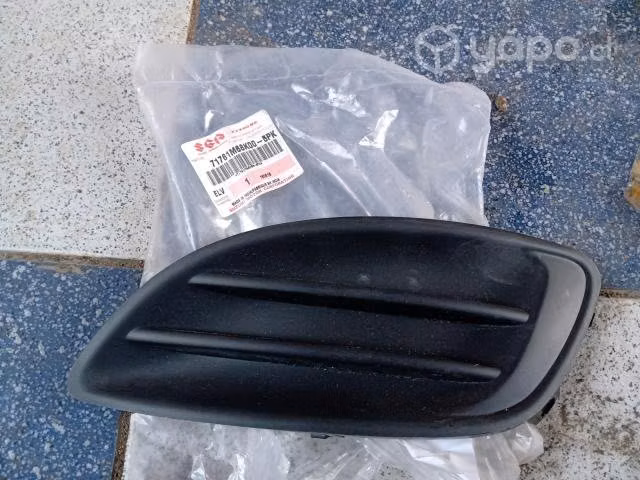 Suzuki alto 2009 tapa de parachoque