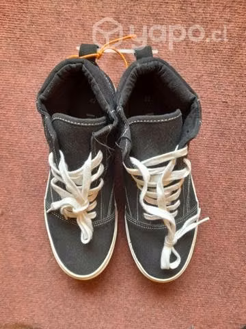 Zapatilla urbana - Imagen 3