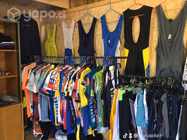 Ropa deportiva y de ciclismo