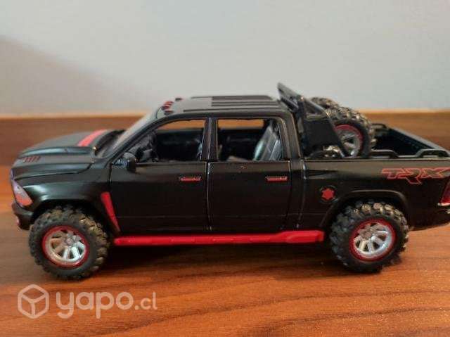 Dodge Ram, a escala 1:32, metal fundido - Imagen 3