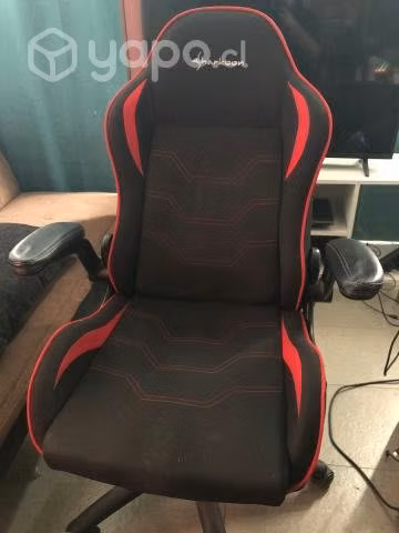 Silla gamer menos de un año de uso