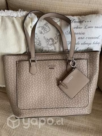 Cartera Guess nueva