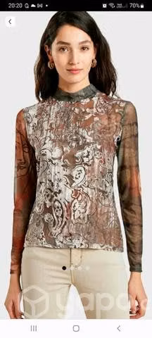 Polera desigual talla L nueva