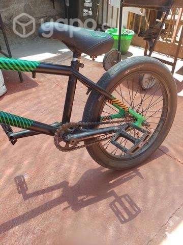 Bmx marca GT - Imagen 2