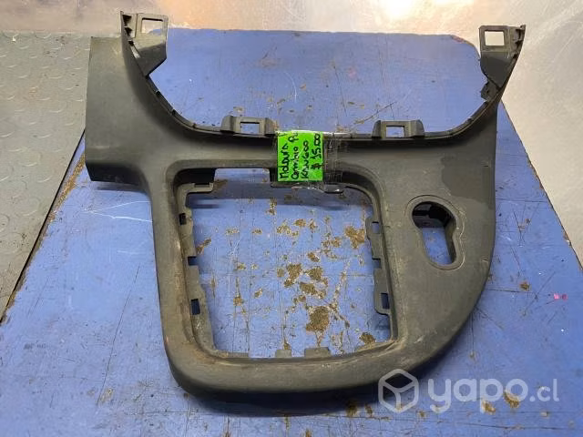 Moldura palanca cambio tablero Renault kangoo 2015