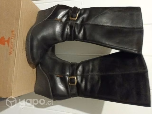 Bota cuero