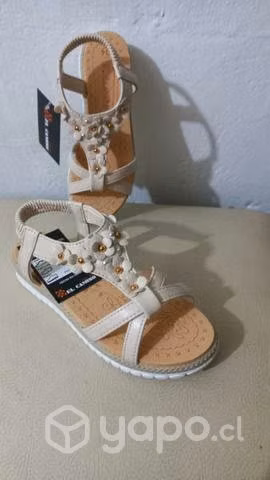Hermosas sandalias precio