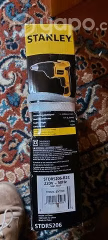 Atonillador eléctrico stanley 520w nuevo