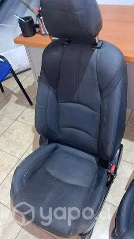 Asiento mazda 3