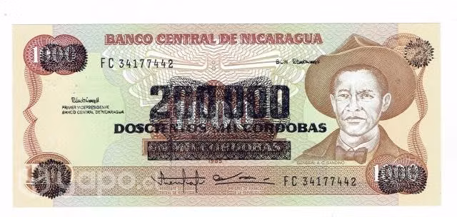 Billete remarcado de Nicaragua, sin circular