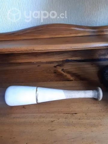 Maso de farmacia inglés de mármol y madera