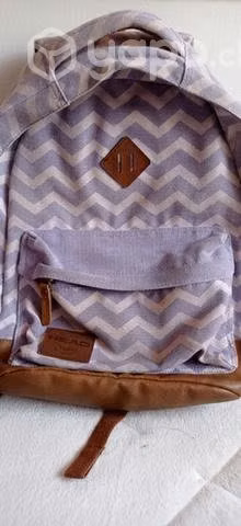 Mochila head
