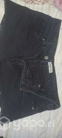 Short Opposite - Imagen 3