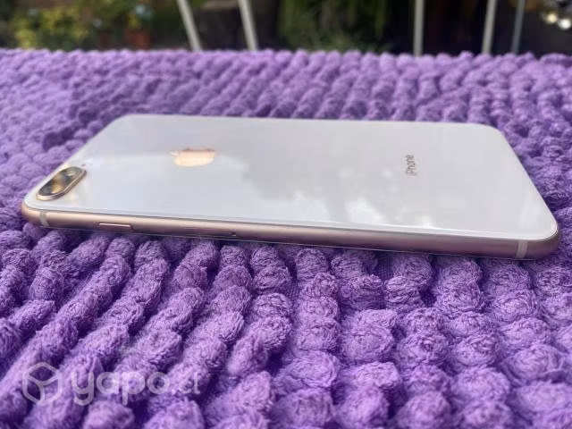 IPhone 8 Plus Gold 64gb