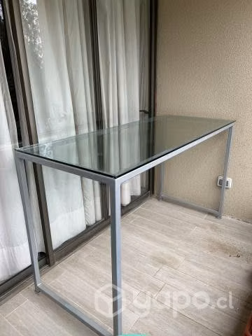 Mesa de comedor de vidrio