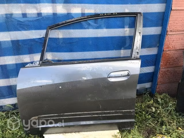 Puerta LH Honda Fit (09-13)