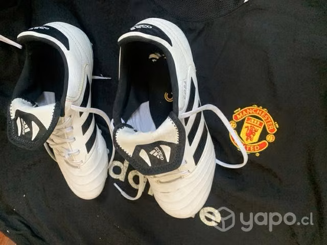 Zapatos de fútbol