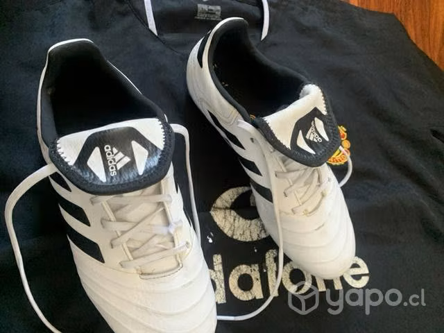 Zapatos de fútbol