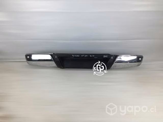 Parachoque Trasero Nissan np