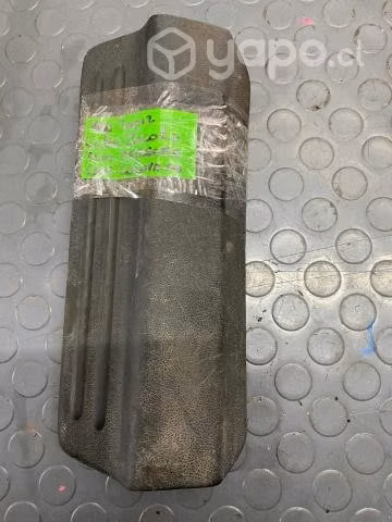 Moldura cubre zócalo trasero derecho Chv Colorado