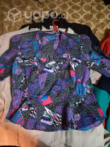 Ropa de mujer trajes elegantes y otos de doctora