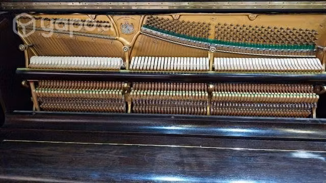 Piano vertical marca Ostlind & Almquist - Imagen 6