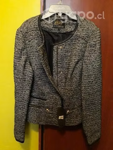 Chaqueta formal NUEVA - Imagen 3