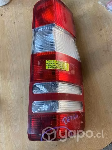 Farol trasero derecho con detalle Mercedes Benz Sp