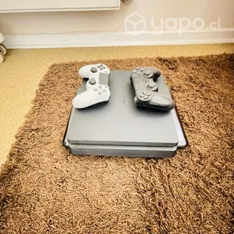 Play station 4 poco uso 1 tera memoria