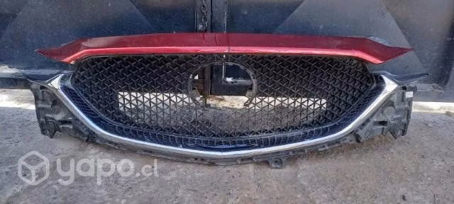 Mazda cx5 2021 mascara con extension de capot