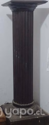 Pedestal antiguo