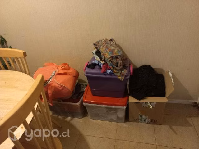 Lote de ropa niña y mujer