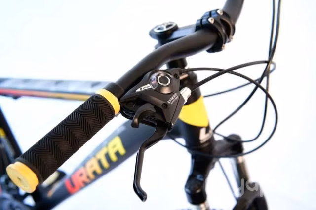 Mtb urata aro 27.5 bi-color amarilla