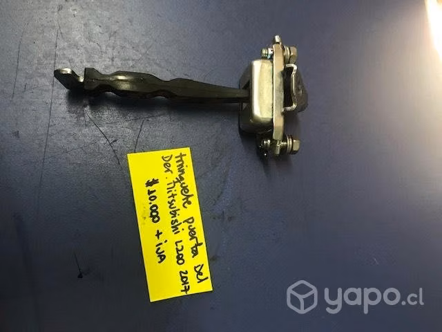 Trinquete puerta del der Mitsubishi L200 2017