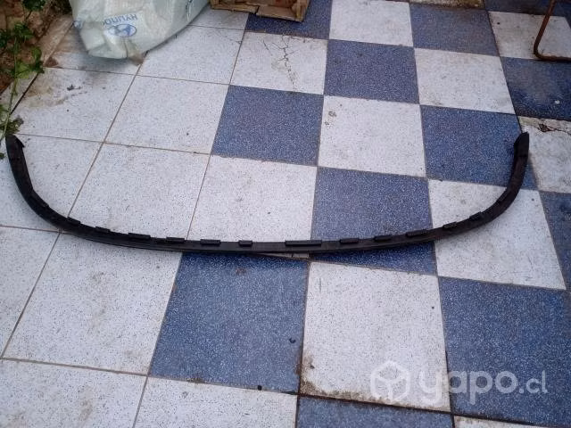 Renault Clio spoiler de parachoque