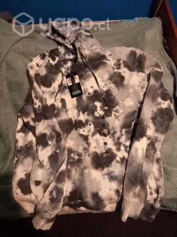 Poleron Maui talla M nuevo