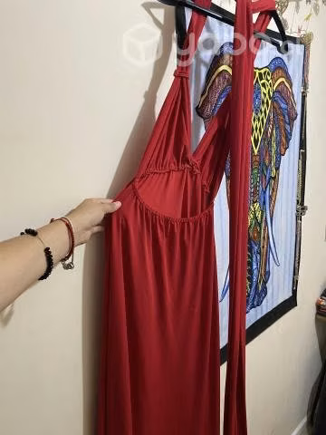 Vestidos y zapatos de fiesta