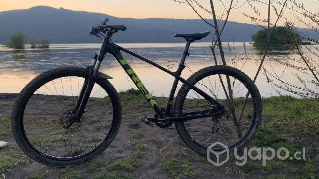 Bicicleta trek marlin 6 año 2020
