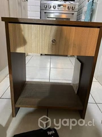 Velador de madera