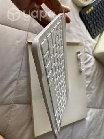 Teclado Bluetooth genérico - Imagen 3