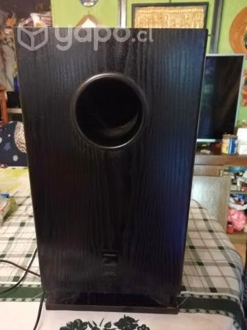 Subwoofer onkyo activo