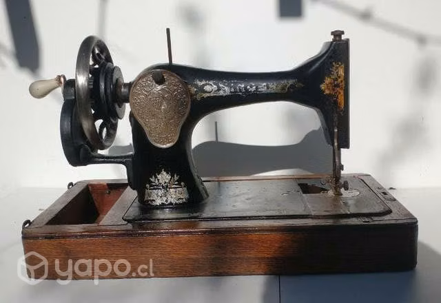 Maquina singer antigua