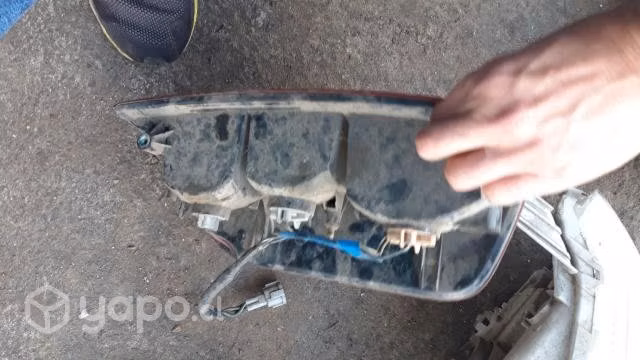 Farol trasero piloto original Nissan navara 2014