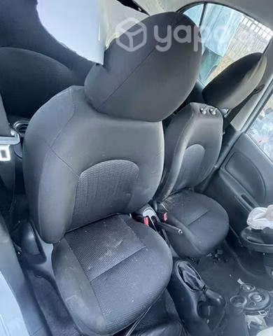 Respaldo de asiento trasero Nissan march