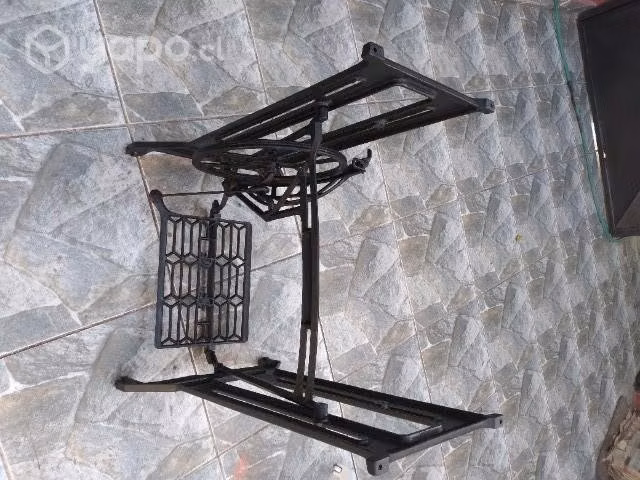 Mesas de arrimo.
