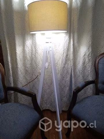 Lámpara de pie