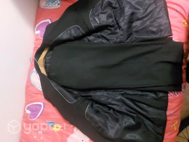 traje basement poco uso