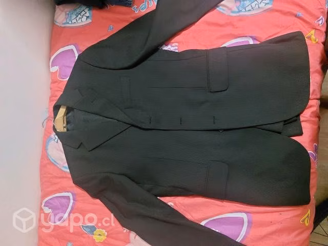 traje basement poco uso