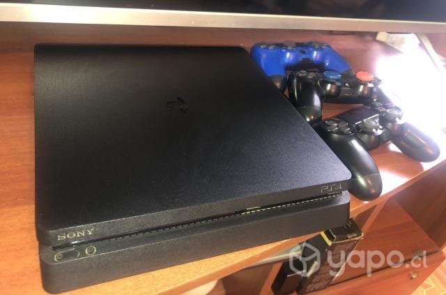 consola PS4 slim 1TB - Imagen 3